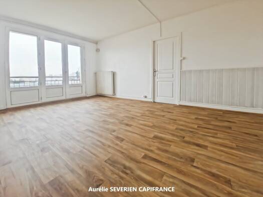 Appartement à vendre 99 000 € 4 pièces 2 chambres 50 m² Étage 2/3 Nacre Méru 60110