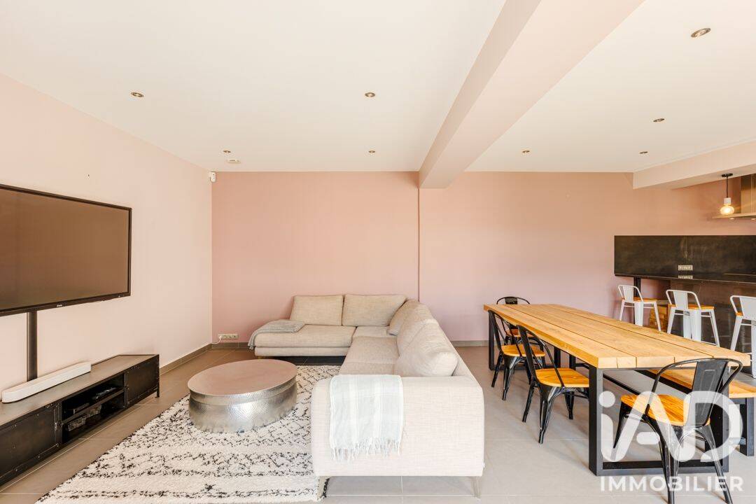 Maison 8 pièces 200 m² · à Meulan-en-Yvelines · 200 m² · 435 000 €