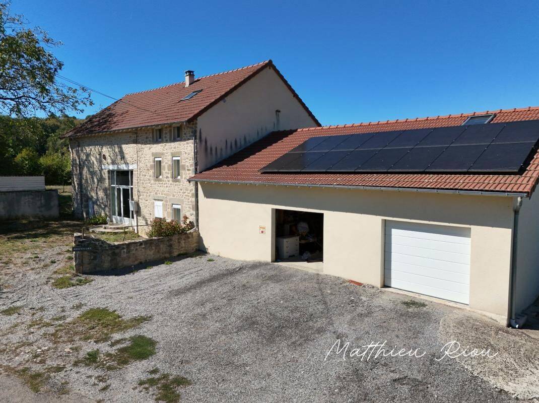 Maison 6 pièces 215 m² · à Bersac-sur-Rivalier · 215 m² · 299 000 €