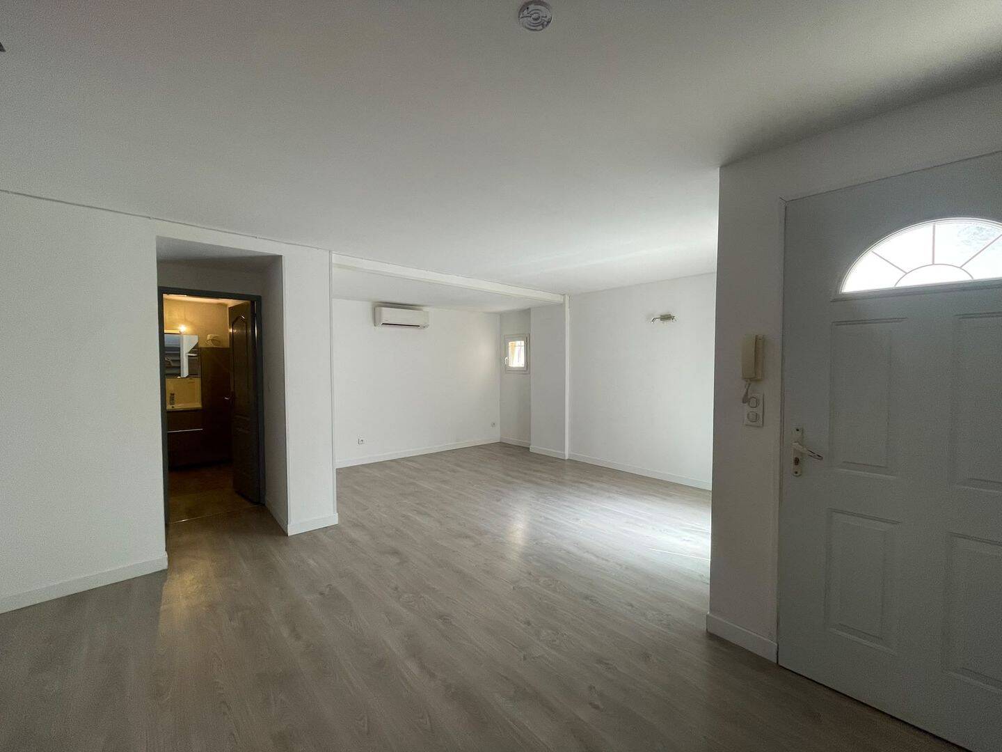 Appartement 2 pièces 54 m² · à Nîmes · 53,7 m² · 770 €