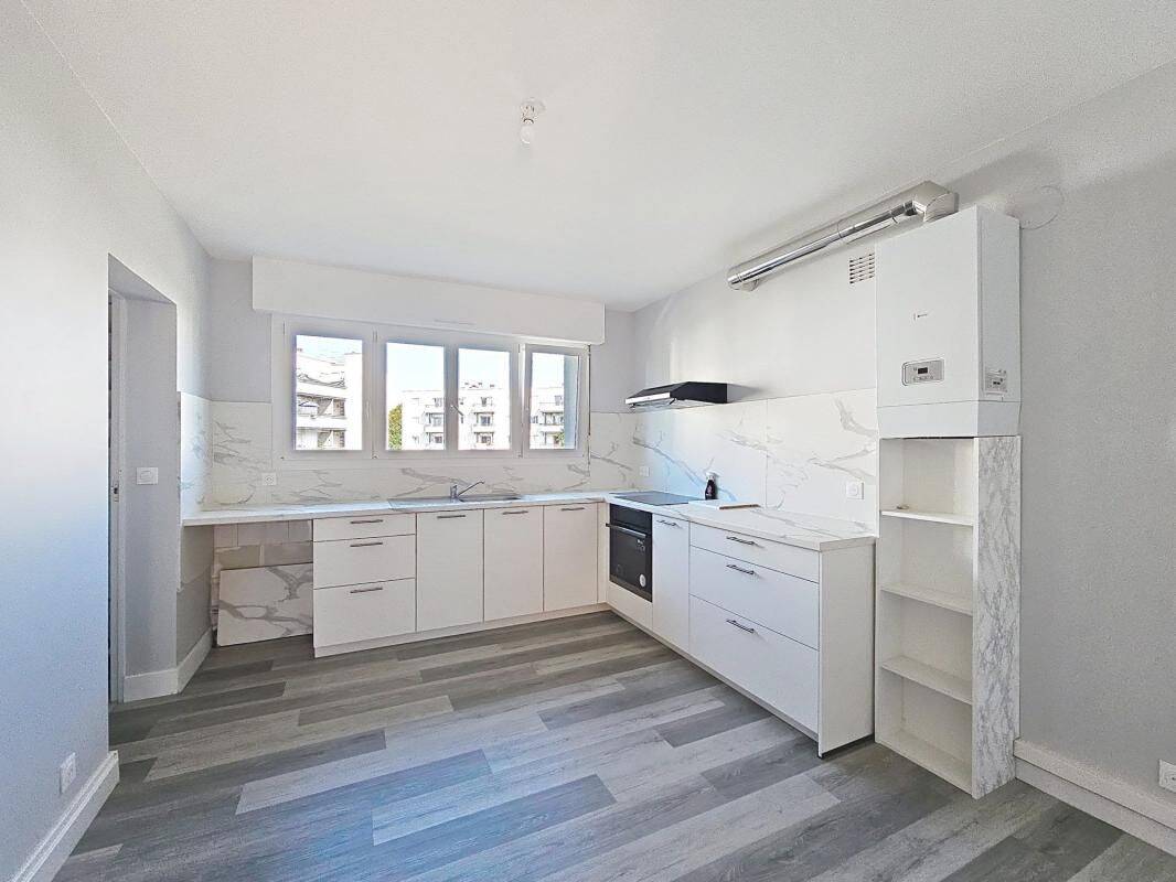 Appartement 4 pièces 99 m² · à Lorient · 99 m² · 232 700 €