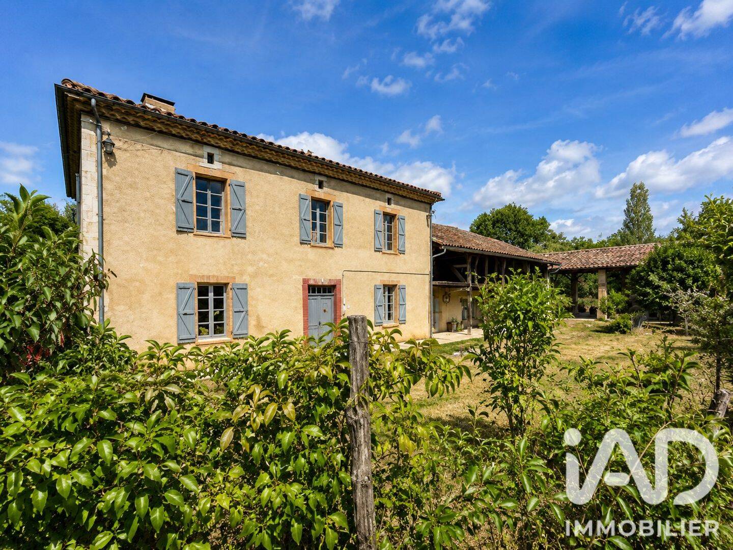 Maison 10 pièces 300 m² · à Anan · 300 m² · 437 000 €