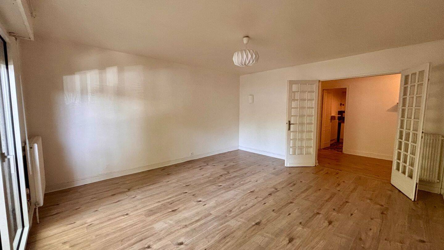 Appartement 3 pièces 72 m² · à Bordeaux · 72,3 m² · 1 051 €/mois