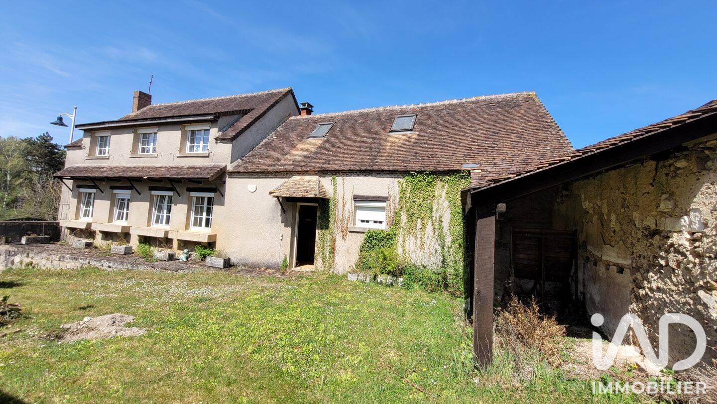 Maison 5 pièces 137 m² · à Fontaine-la-Gaillarde · 137 m² · 175 000 €