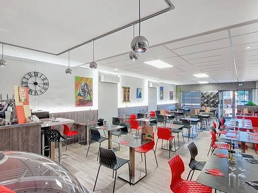 Restaurant à vendre 168 000 € Esplanade Nîmes 30000
