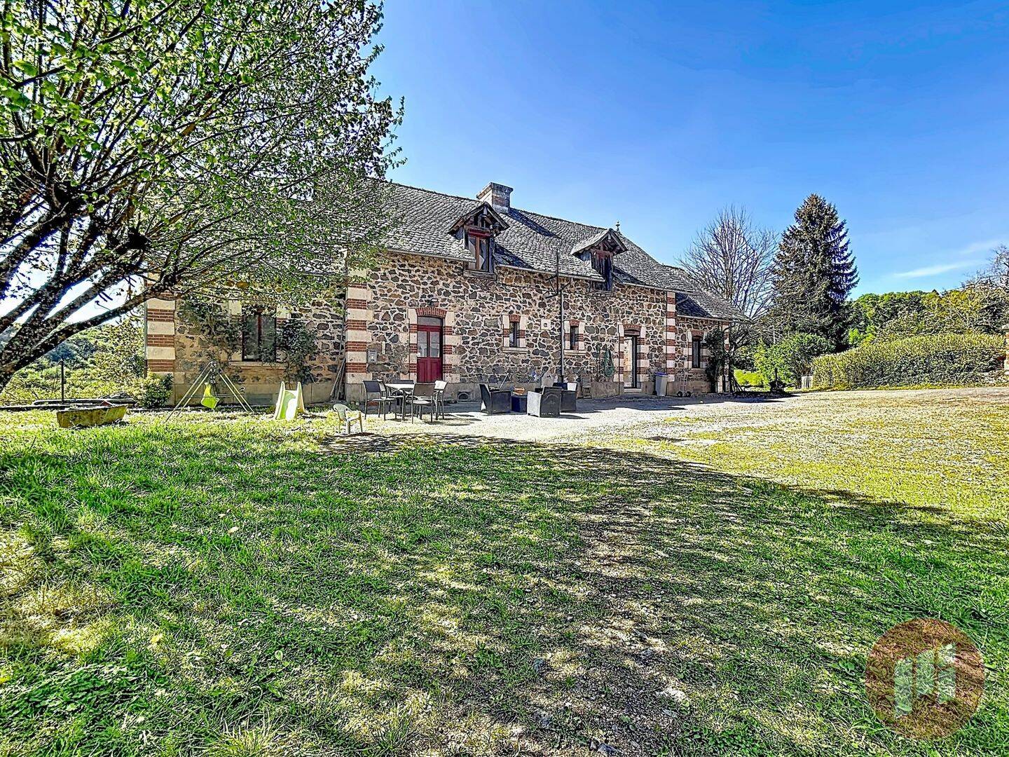 Maison 6 pièces 155 m² · à Laguenne-sur-Avalouze · 155 m² · 249 500 €