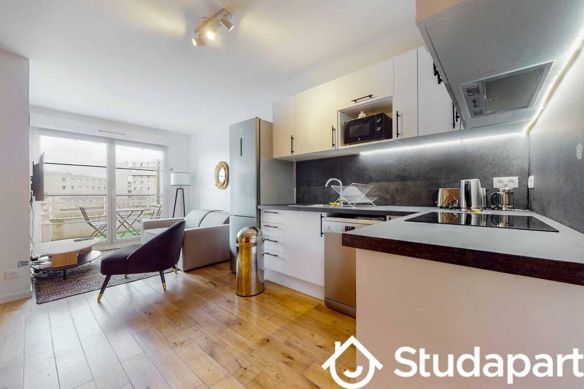 1 pièce 10 m² · à Bezons · 10 m² · 780 €