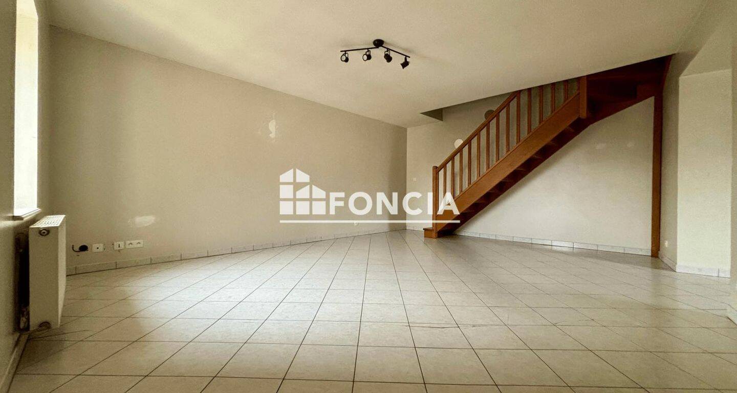 Appartement 4 pièces 73 m² · à Craponne · 72,6 m² · 995 €/mois