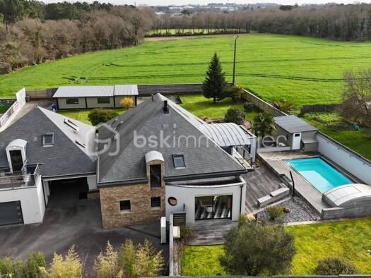 Maison à vendre 1 050 600 € 10 pièces 6 chambres 270 m² 2 150 m² de terrain Crach 56950