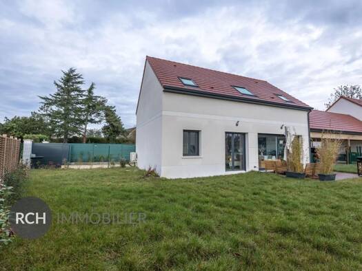 Maison à louer 1 700 € 5 pièces 3 chambres 100 m² 425 m² de terrain Gambais 78950