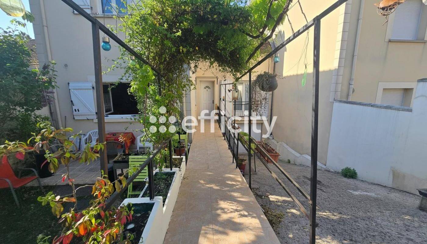 Maison 7 pièces 149 m² · à Fontenay-sous-Bois · 148,7 m² · 539 000 €