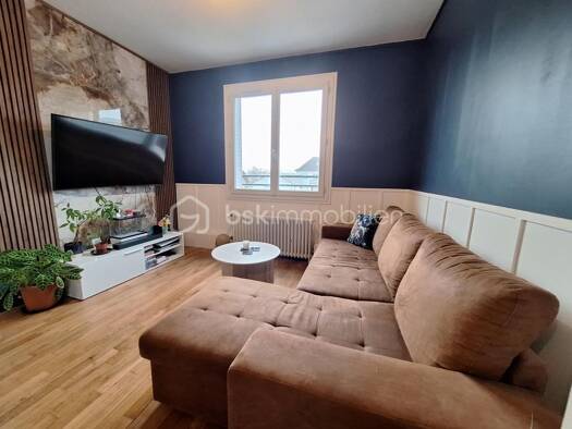 Duplex à vendre 152 000 € 3 pièces 1 chambre 65,5 m² Étage 1/2 Clos de la Grande Salle Fleury-les-Aubrais 45400