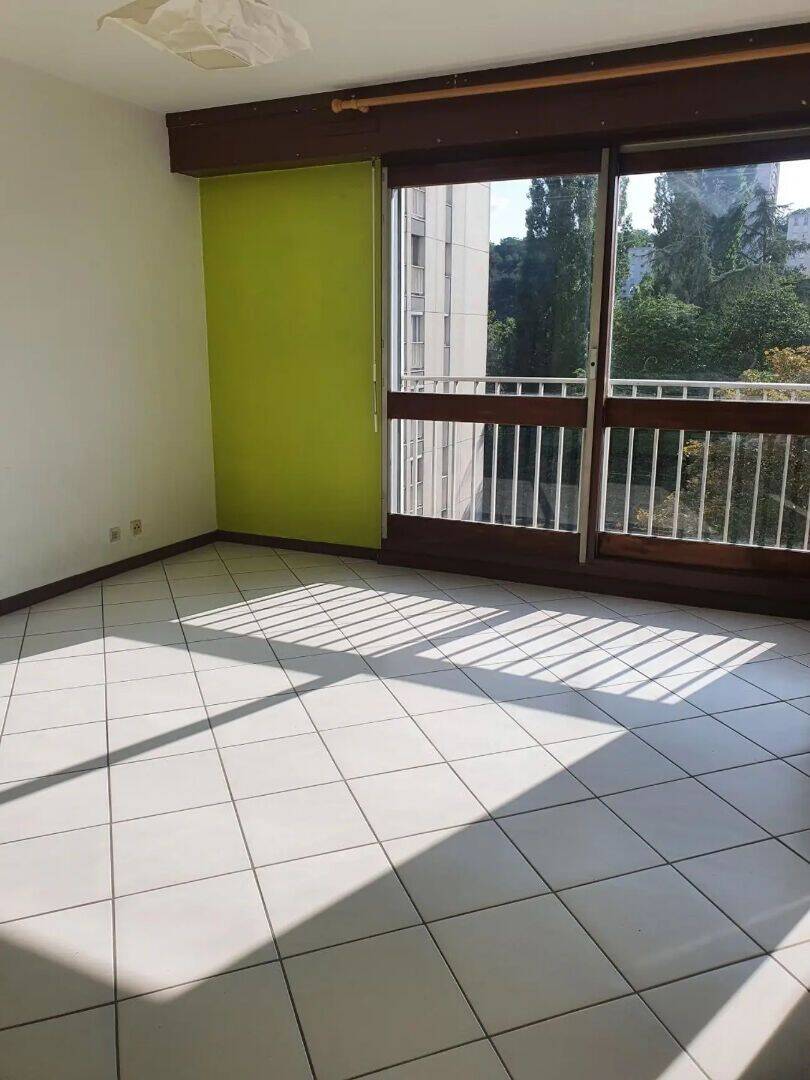 Appartement 1 pièce 29 m² · à Dijon · 29,2 m² · 375 €