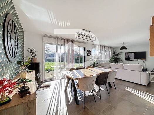 Maison à vendre 299 250 € 5 pièces 4 chambres 145 m² Recques-sur-Hem 62890