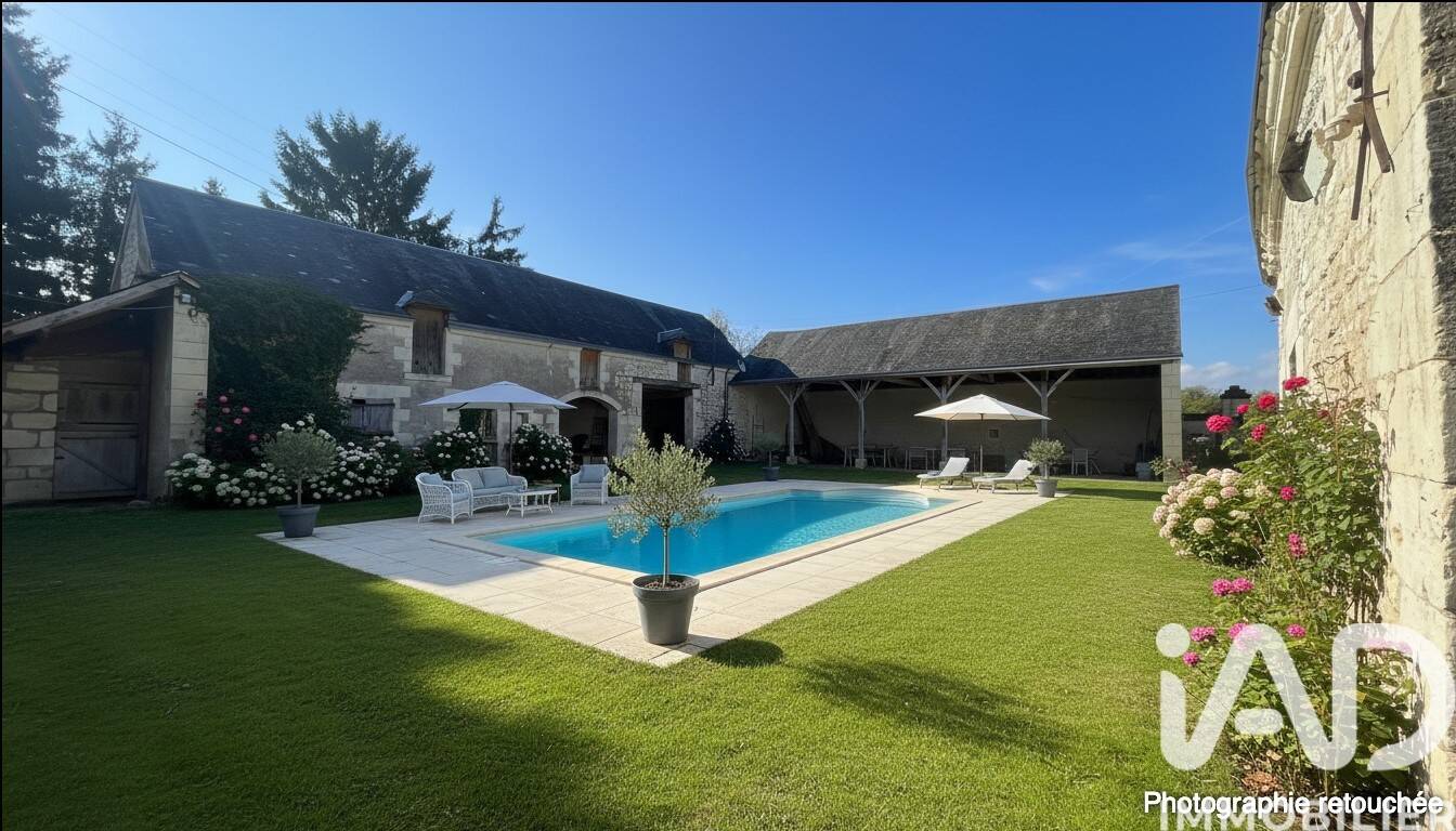 Maison 8 pièces 228 m² · à Coteaux-sur-Loire · 228 m² · 298 000 €