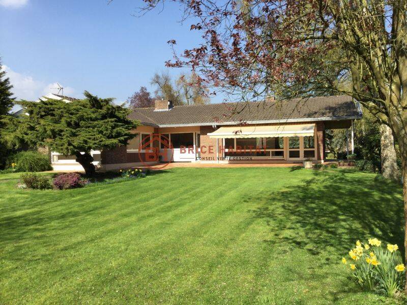 Maison 6 pièces 173 m² · à Sainghin-en-Mélantois · 173 m² · 2 327 €