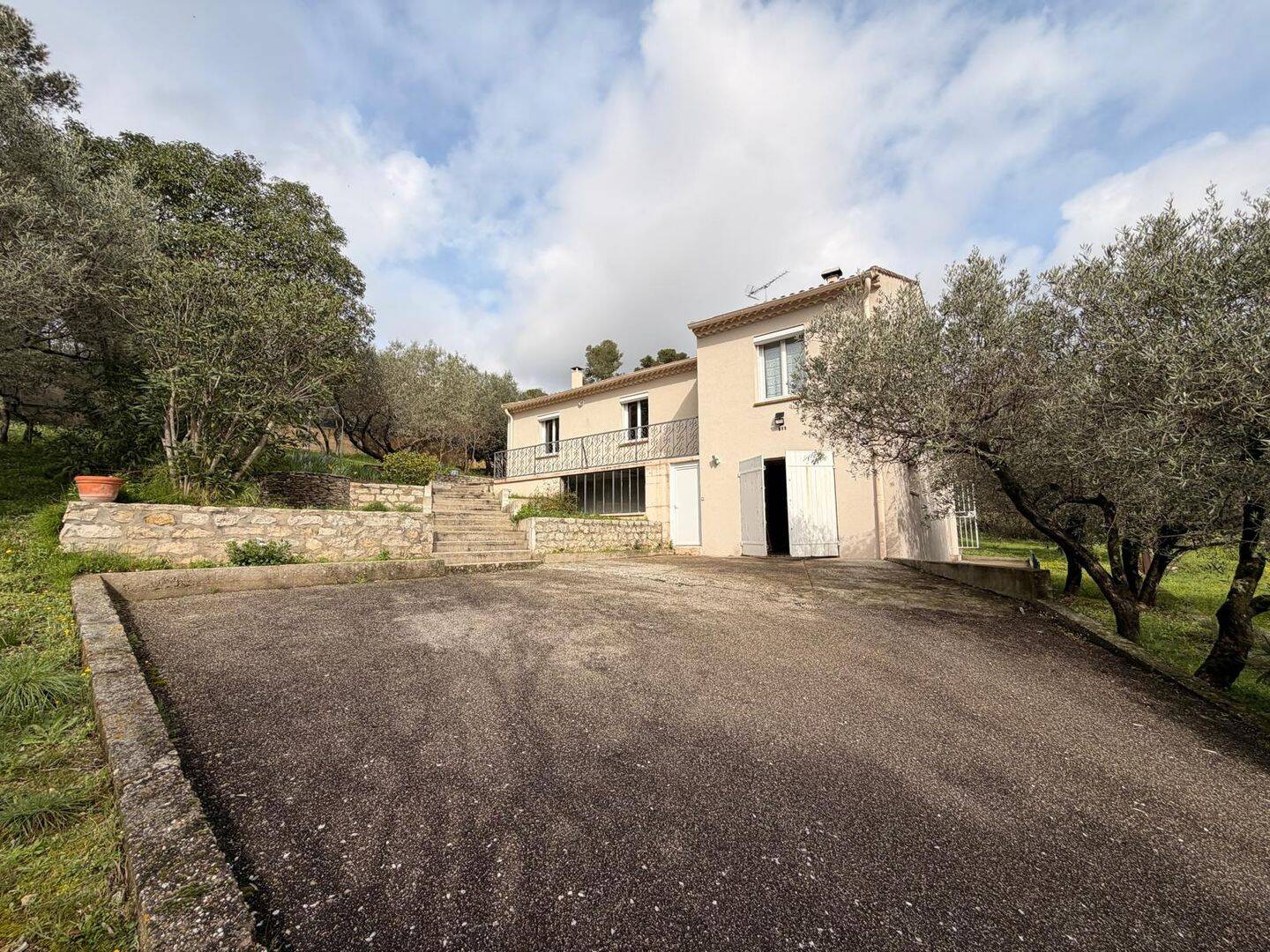 Maison 4 pièces 155 m² · à Nîmes · 155 m² · 369 000 €