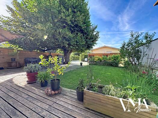 Maison à vendre 599 000 € 9 pièces 6 chambres 245 m² 750 m² de terrain Chazay-d'Azergues 69380