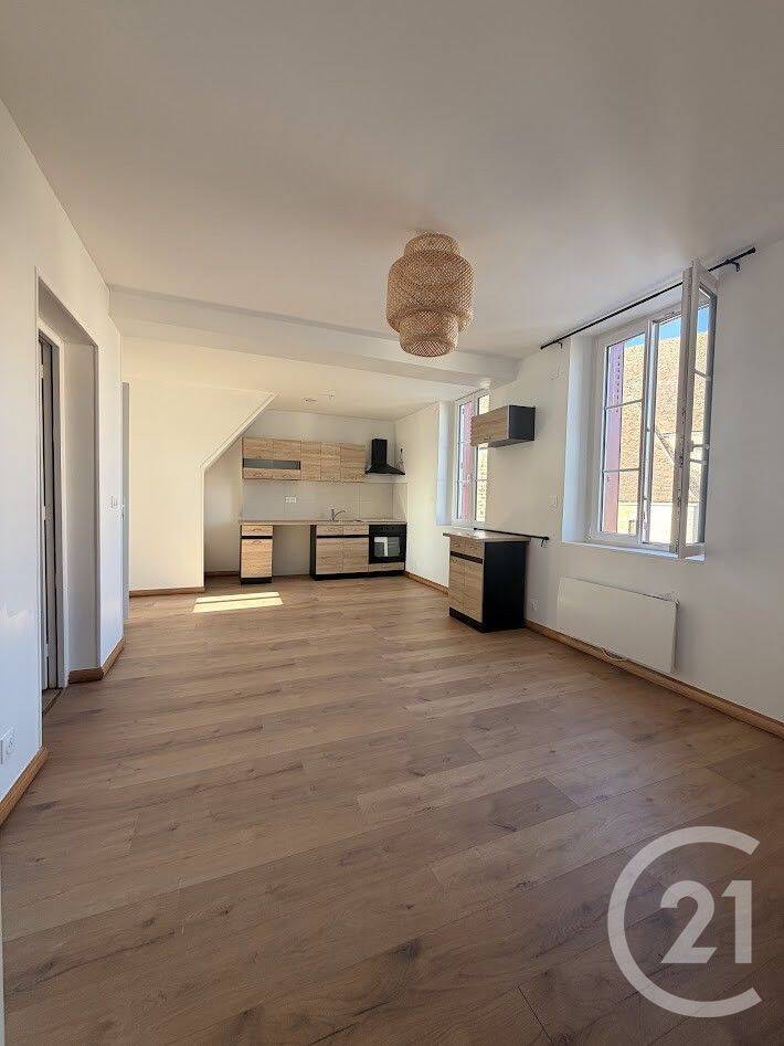 Appartement 3 pièces 61 m² · à Yèvres · 60,8 m² · 615 €