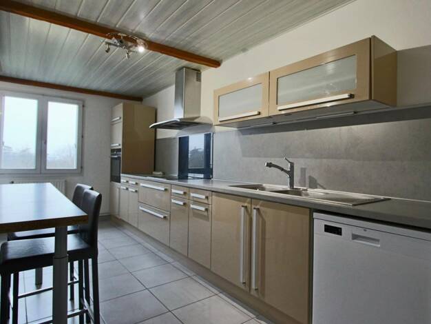 Appartement à vendre 315 000 € 5 pièces 3 chambres 102 m² 4 étages Chantegrillet Sainte-Foy-lès-Lyon 69110