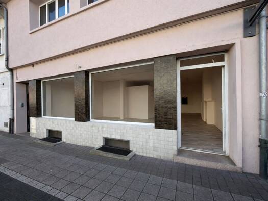 Local commercial à vendre 145 500 € 65,7 m² de surface de vente Lauterbourg 67630