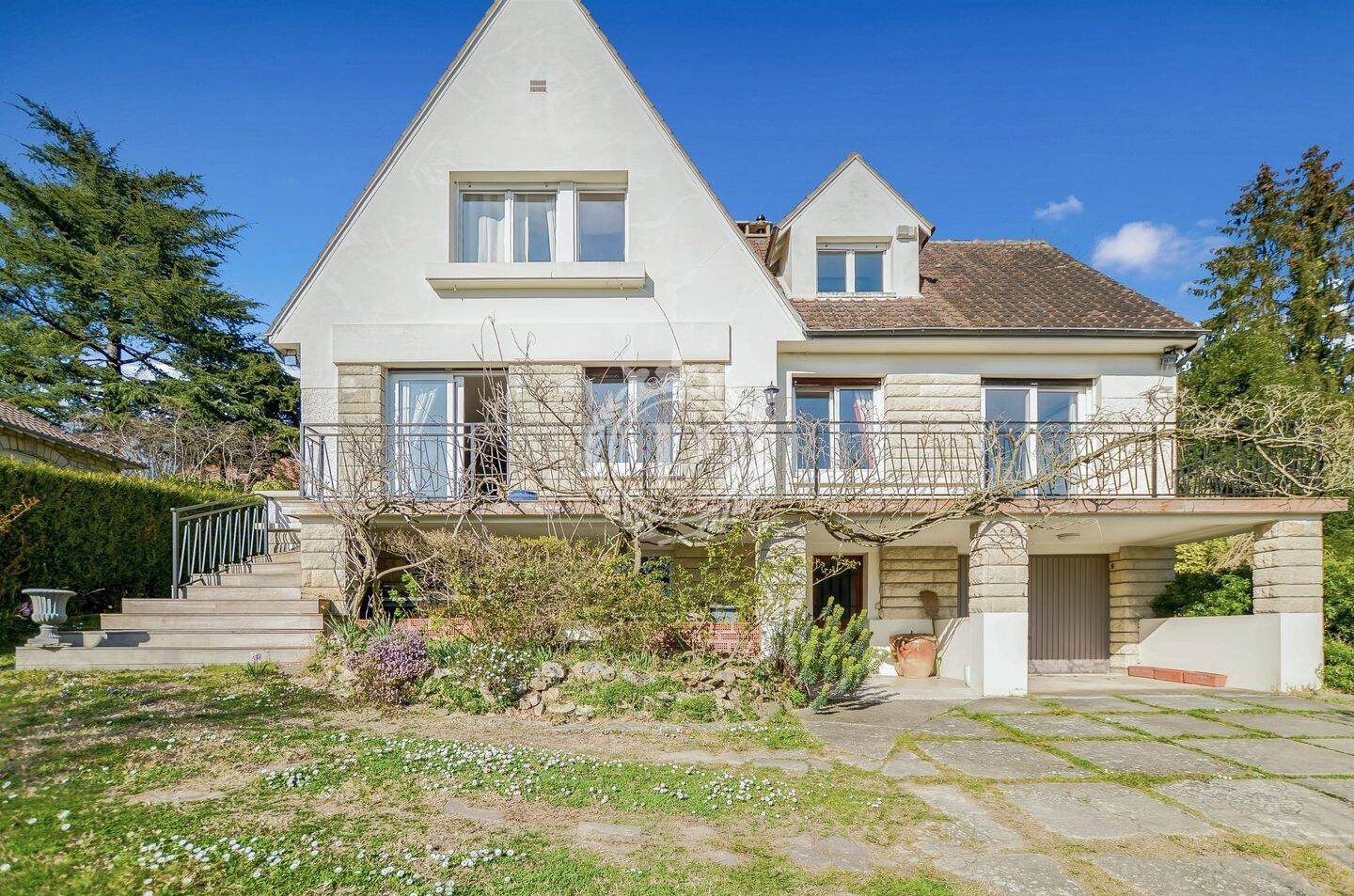 Maison 7 pièces 147 m² · à Saint-Leu-la-Forêt · 147 m² · 710 000 €