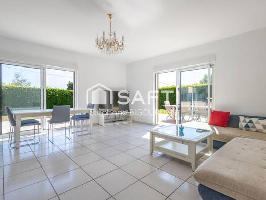 Maison de plain-pied à vendre 369 000 € 7 pièces 5 chambres 145 m² 933 m² de terrain Pirey 25480