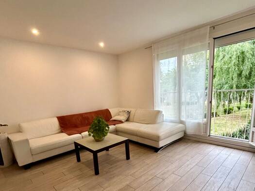 Appartement à vendre 235 000 € 4 pièces 3 chambres 73 m² Étage 1/5 Bottière Nantes 44000