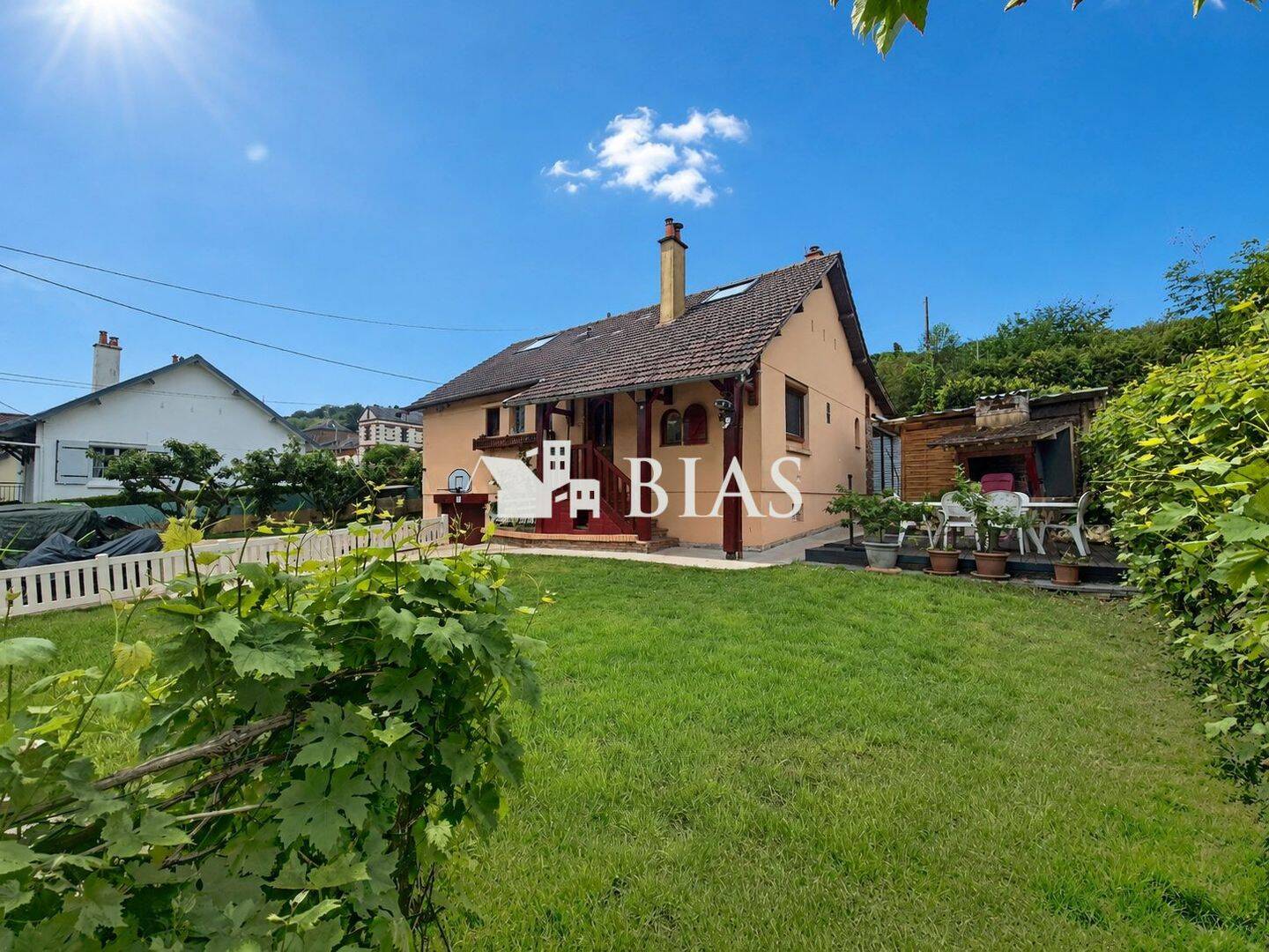 Maison 7 pièces 148 m² · à Saint-Léger-du-Bourg-Denis · 148 m² · 320 000 €