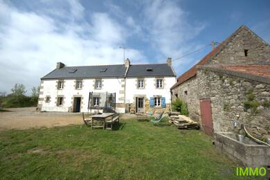 Mas à vendre 314 990 € 11 pièces 2 chambres 110 m² 13 992 m² de terrain Cleden-Cap-Sizun 29770