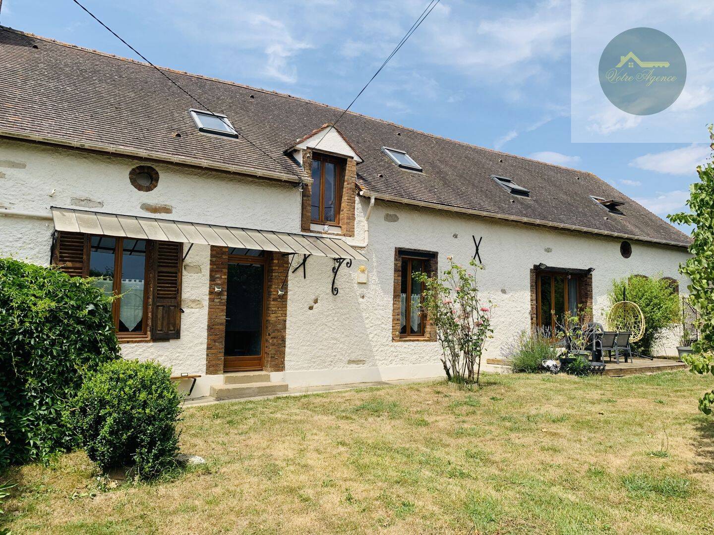 Maison 7 pièces 195 m² · à Dollot · 195 m² · 300 000 €