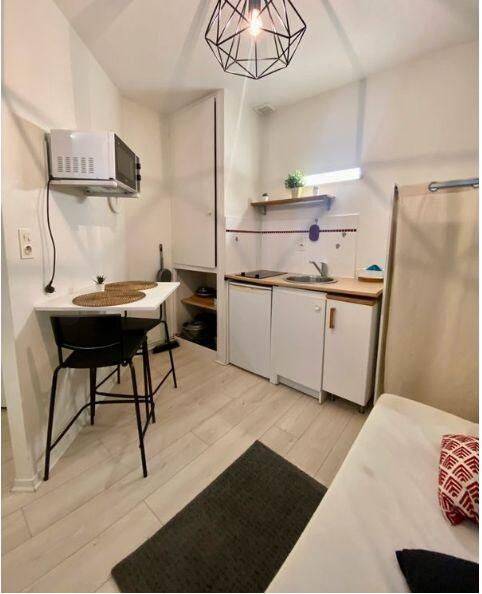 Appartement 1 pièce 13 m² · à Nantes · 13 m² · 420 €