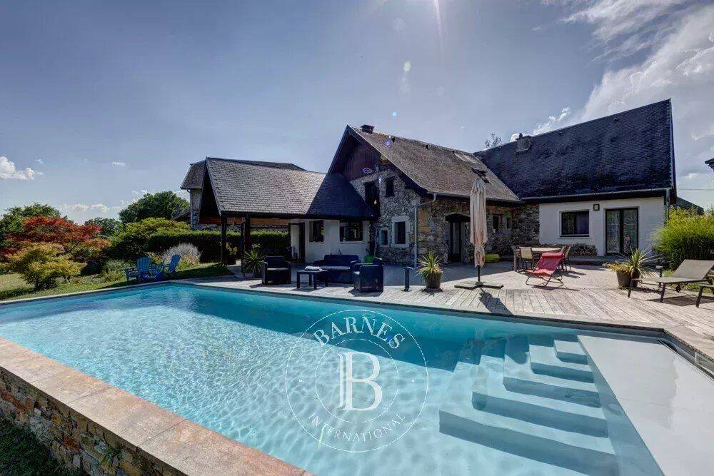 Maison 6 pièces 211 m² · à Rumilly · 211 m² · 865 000 €