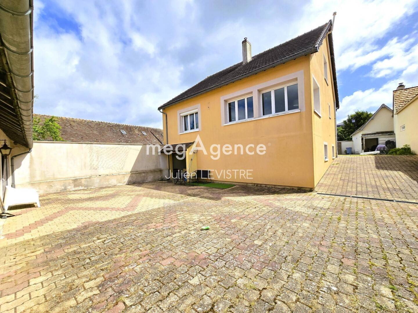Maison 5 pièces 124 m² · à Gallardon · 124 m² · 259 000 €
