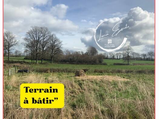 Terrain constructible à vendre 7 000 € 761 m² de terrain Moutier-Malcard 23220