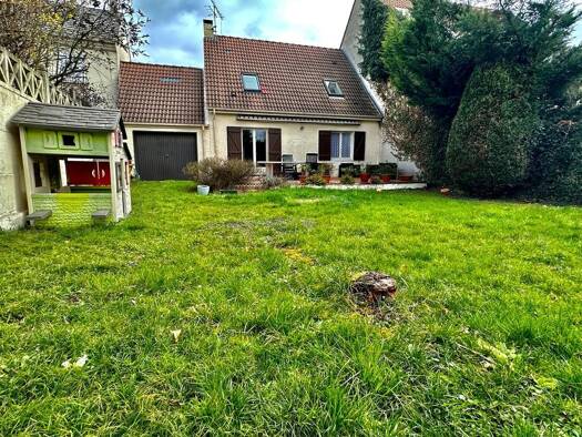 Maison à vendre 349 000 € 6 pièces 4 chambres 110 m² 395 m² de terrain Vieux Pays-Roseraie-Bourg-Cité de l'Europe- Le Merisier- Les Étangs Aulnay-sous-Bois 93600