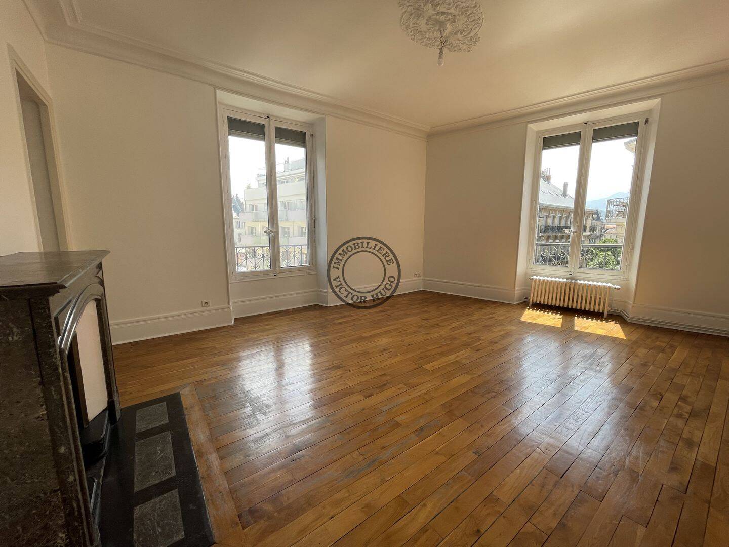 Appartement 5 pièces 119 m² · à Grenoble · 118,8 m² · 1 454 €/mois