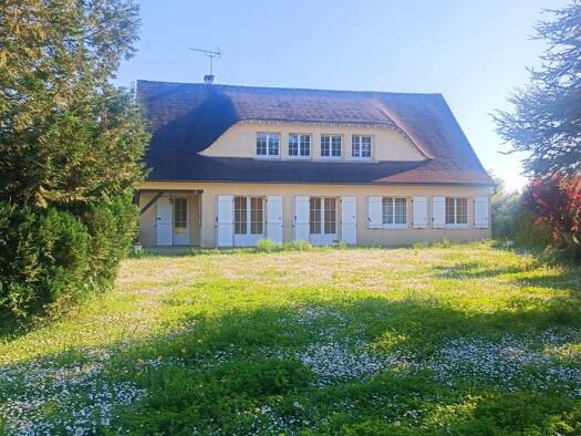 Maison à vendre 436 800 € 9 pièces 7 chambres 182 m² 4 482 m² de terrain Paley 77710