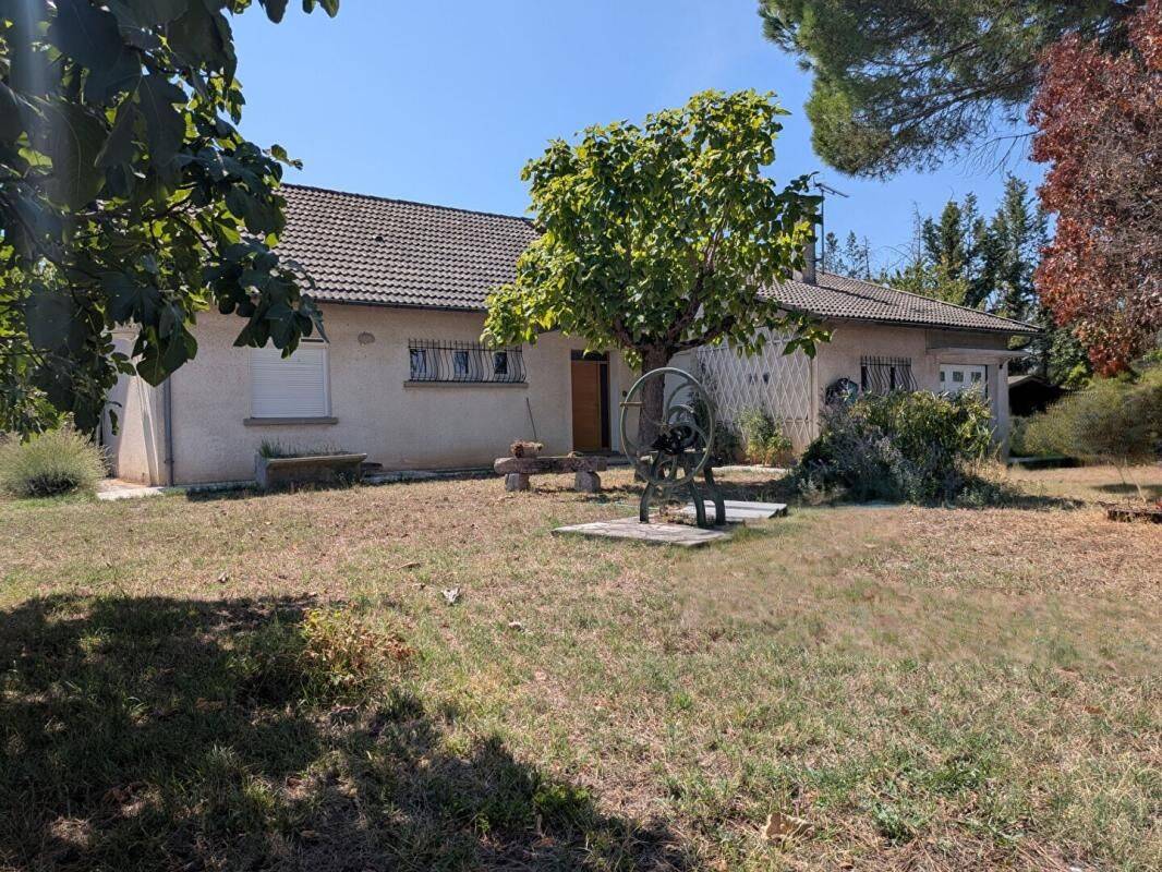 Maison 6 pièces 176 m² · à Lescure-d'Albigeois · 176 m² · 330 000 €