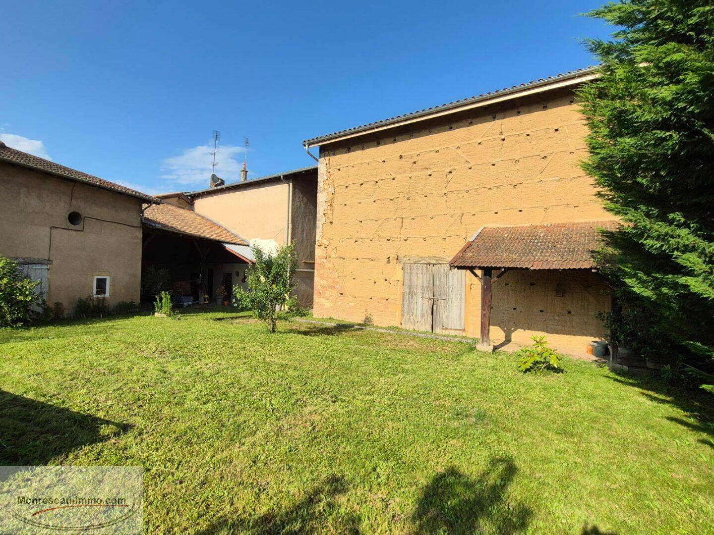 Maison 5 pièces 163 m² · à Crêches-sur-Saône · 163 m² · 355 000 €