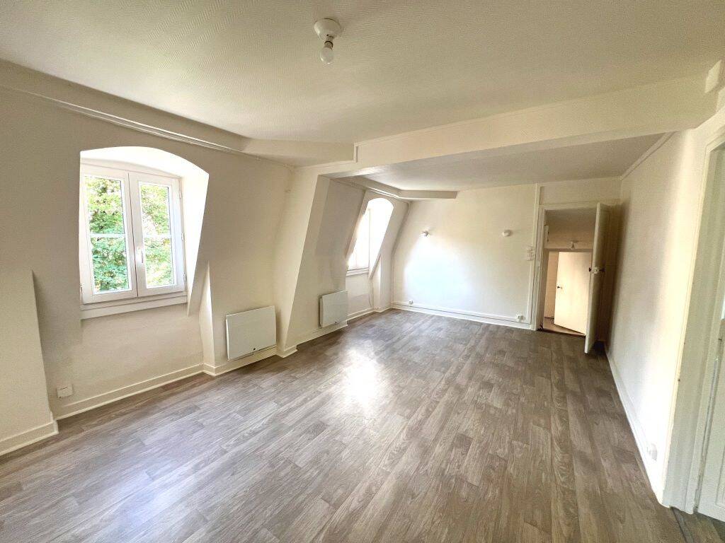 Appartement 3 pièces 73 m² · à Sens · 72,6 m² · 720 €