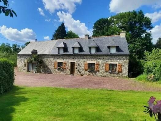 Maison à vendre 396 000 € 7 pièces 4 chambres 165 m² 29 558 m² de terrain La Grée-Saint-Laurent 56120