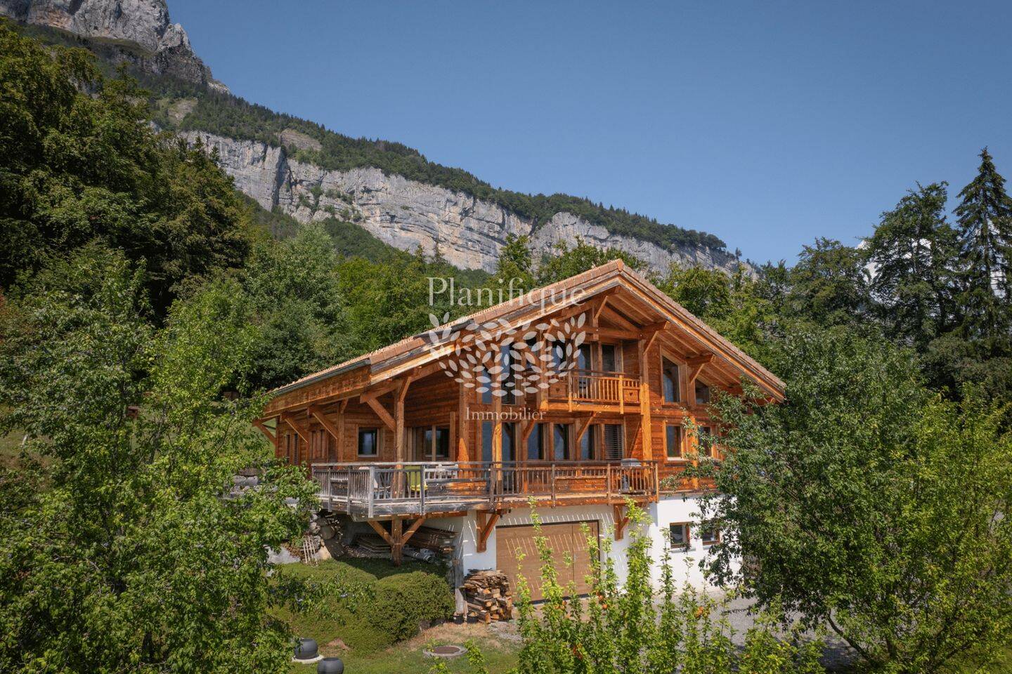 Maison 6 pièces 153 m² · à Sallanches · 153 m² · 950 000 €