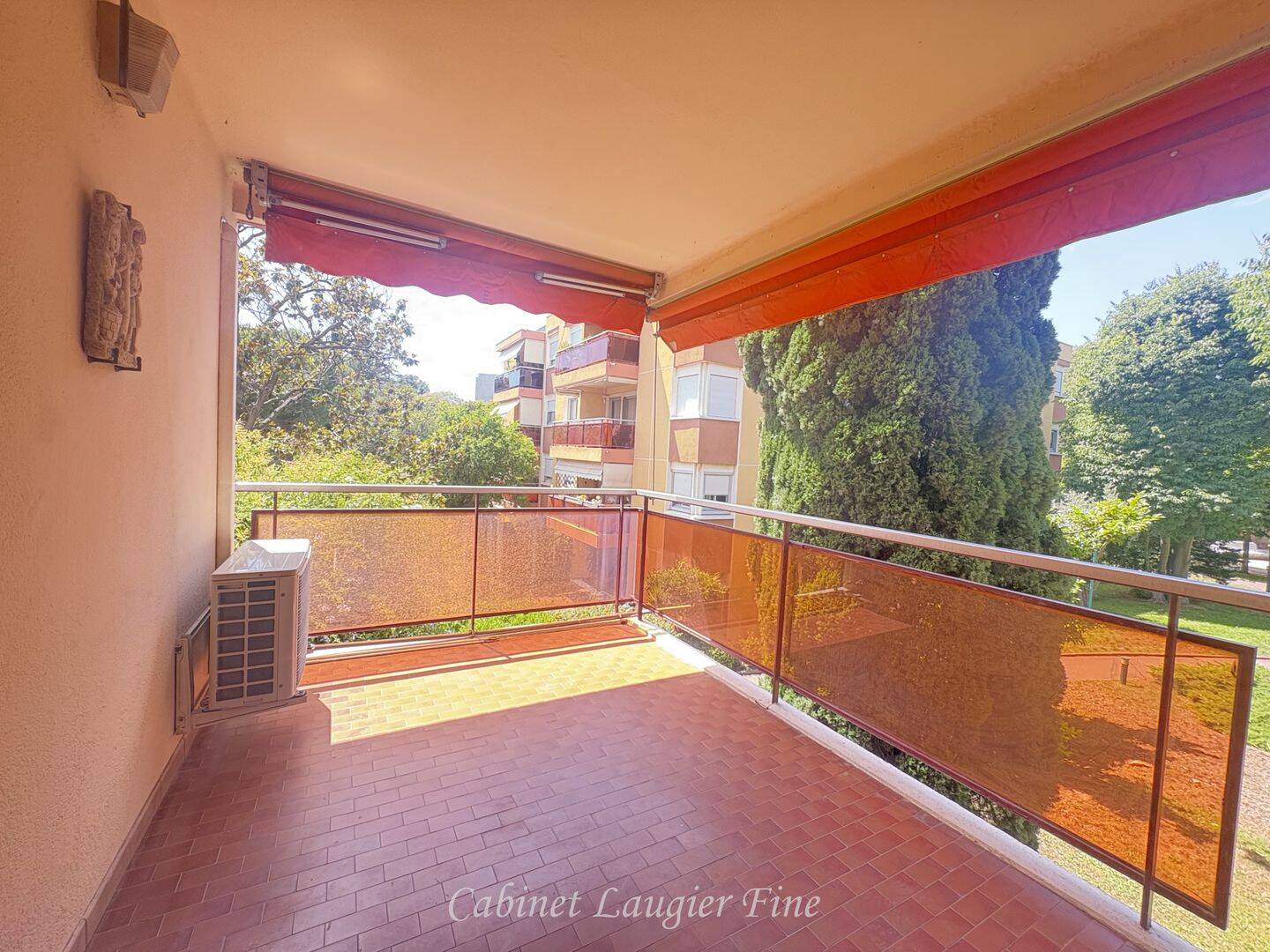 Appartement 2 pièces 71 m² · à Marseille 9ème Arrondissement · 71 m² · 1 126 €