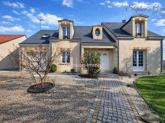 Maison à vendre 360 000 € 7 pièces 5 chambres 167 m² 630 m² de terrain Chaingy 45380