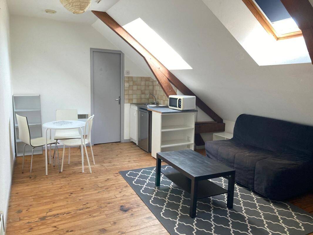 Appartement 1 pièce 14 m² · à Périgueux · 14,3 m² · 322 €