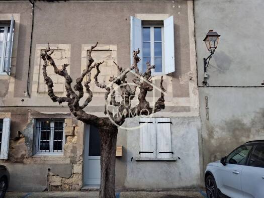 Appartement à louer 570 € 3 pièces 2 chambres 52 m² RDC Castillon-la-Bataille 33350