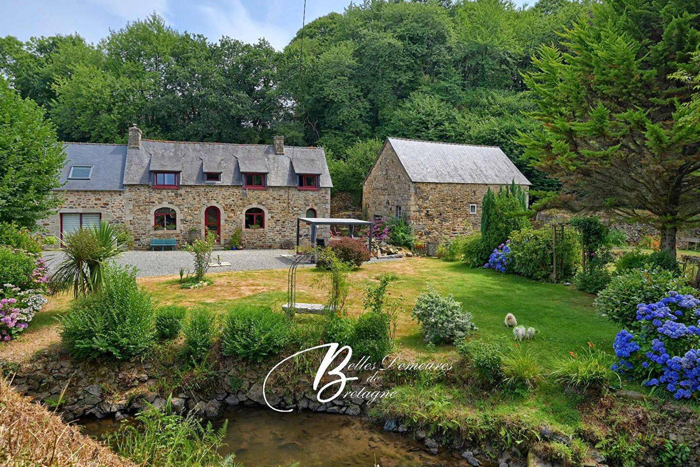 Maison 5 pièces 126 m² · à Pédernec · 126 m² · 374 400 €