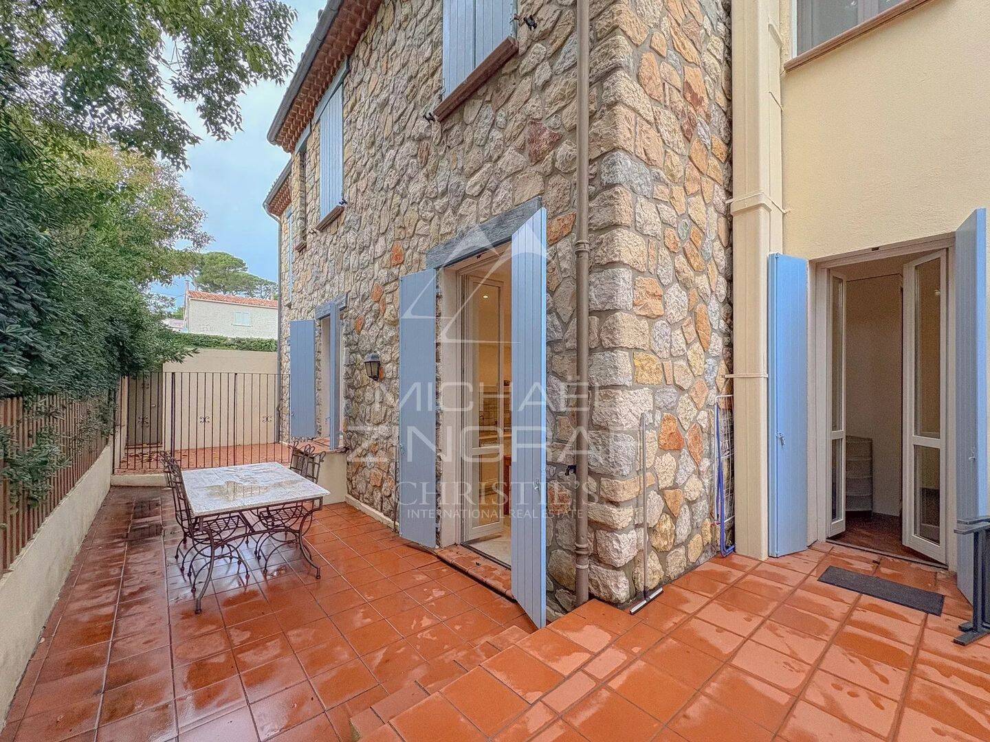 Appartement 3 pièces 53 m² · à Antibes · 52,7 m² · 435 000 €