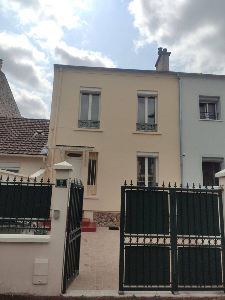Maison 5 pièces 87 m² · à Nanterre · 87 m² · 2 100 €/mois